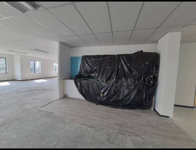 1,099M² OFFICE TO LET IN SANDTON CENTRAL
